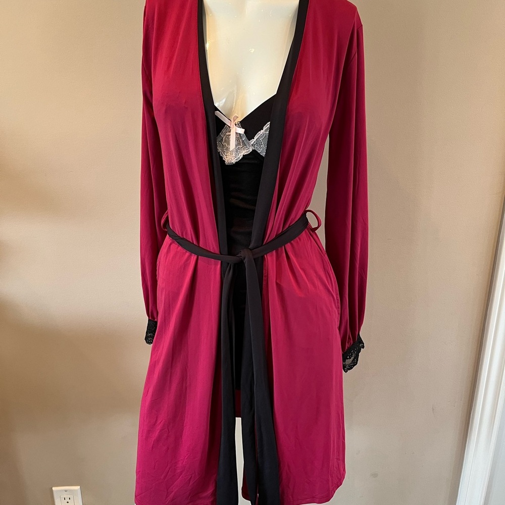 La Vie En Rose Burgundy and Black Satin-Trim Robe